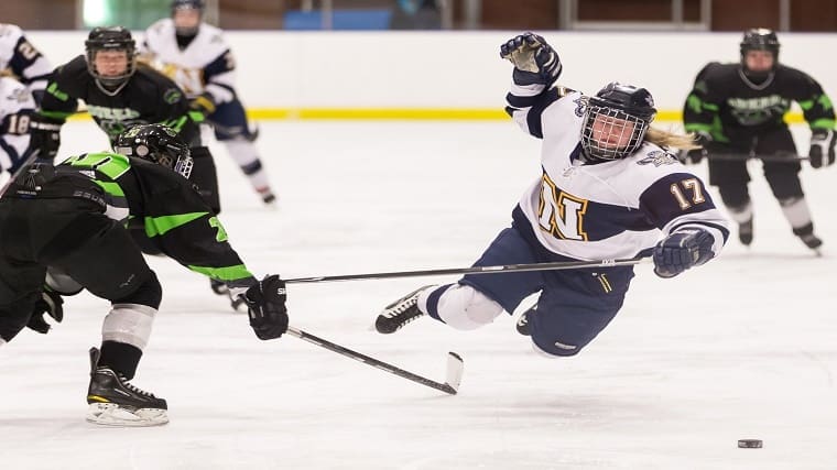 Ooks, Queens tied after 2