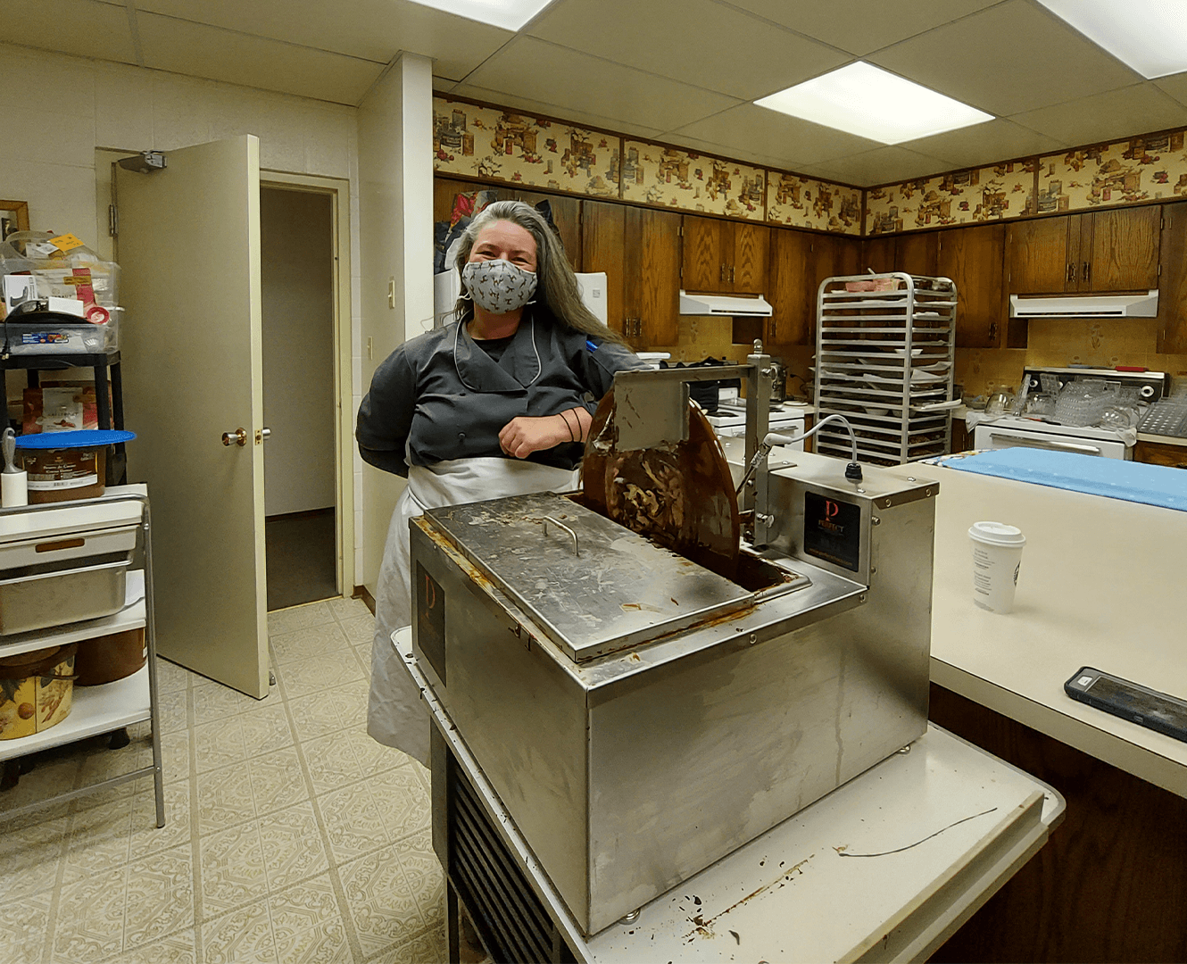 Chocolate maker