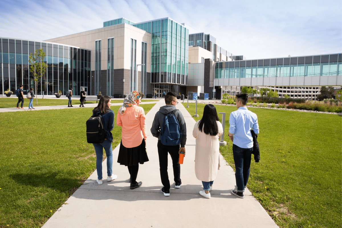 Orientation returns to in-person